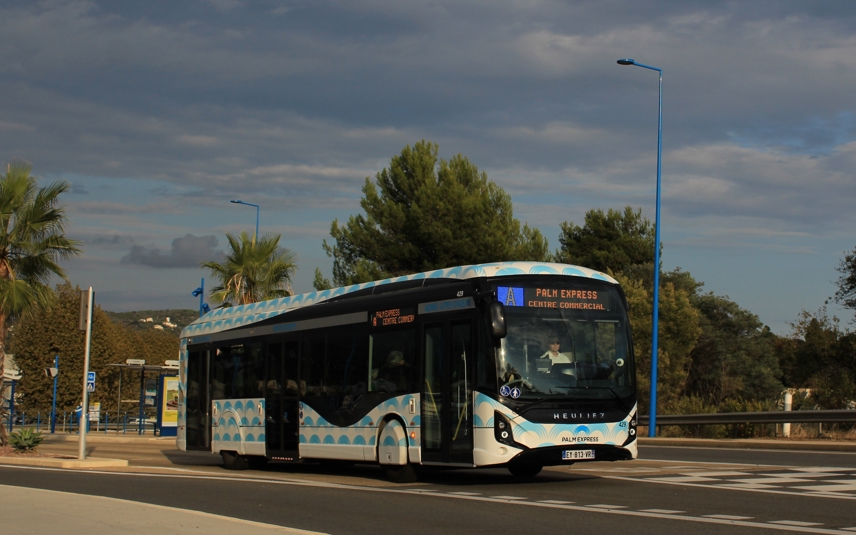 heuliez_bus_gx_linium_n-429_de_cannes-new.jpg